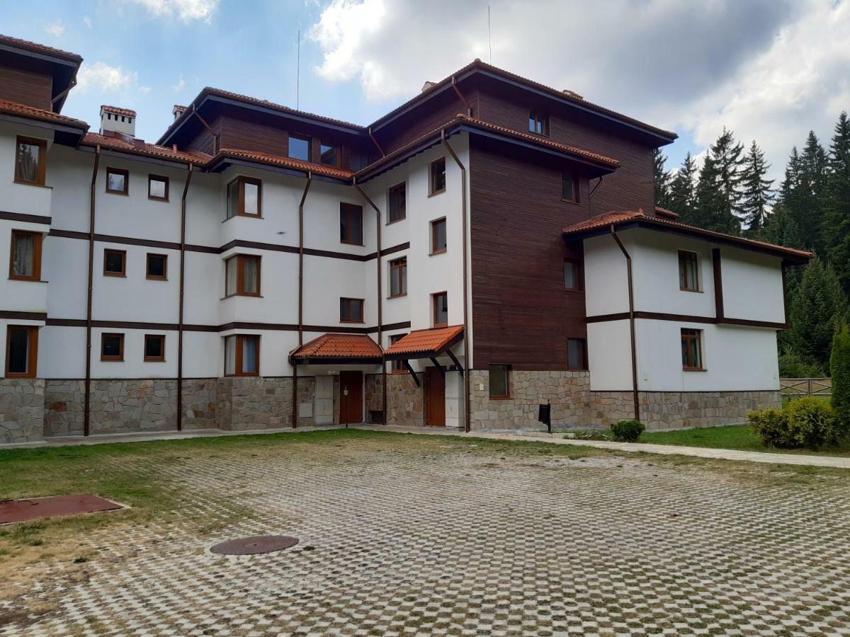 Relax Aпартаменти, Смолянски Езера, Вила Венера, К-С Маунтин Лейк Eksteriør bilde
